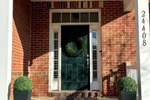 24408 Rock Pond Ct, Aldie, VA 20105 - Photo 2