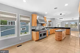 19451 Youngs Cliff Rd, Sterling, VA 20165 - Photo 32