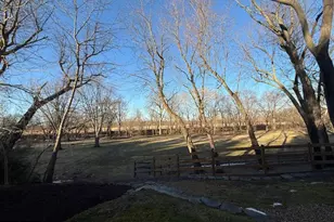 19451 Youngs Cliff Rd, Sterling, VA 20165 - Photo 8