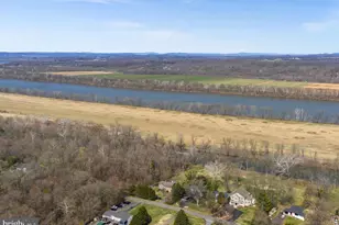 19451 Youngs Cliff Rd, Sterling, VA 20165 - Photo 110