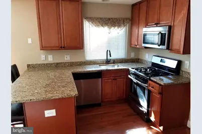 408 Foxridge Drive SW, Leesburg, VA 20175 - Photo 4