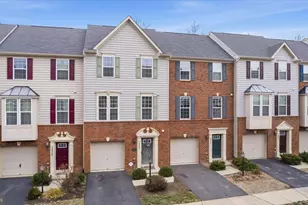 22855 Lacey Oak Terrace, Sterling, VA 20166 - Photo 2
