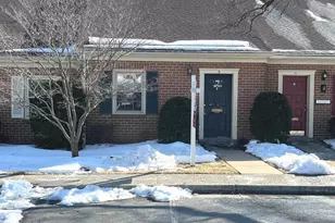 823 S King St, Leesburg, VA 20175 - Photo 1