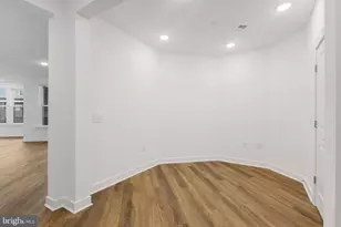 21950 Garganey Ter, Ashburn, VA 20147 - Photo 10