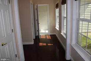 41833 Bristow Manor Dr, Ashburn, VA 20148 - Photo 8