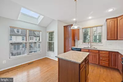 19608 Edgemont Square, Ashburn, VA 20147 - Photo 12