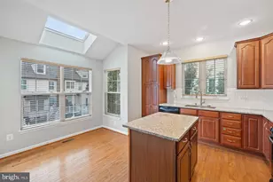 19608 Edgemont Square, Ashburn, VA 20147 - Photo 12