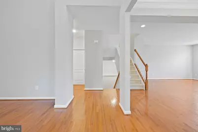 19608 Edgemont Square, Ashburn, VA 20147 - Photo 2