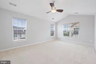 19608 Edgemont Square, Ashburn, VA 20147 - Photo 18