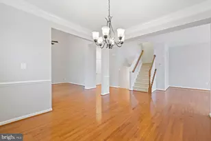 19608 Edgemont Square, Ashburn, VA 20147 - Photo 8