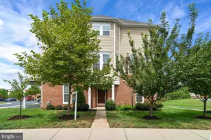 22664 Amberjack Square, Brambleton, VA 20148 - Photo 2