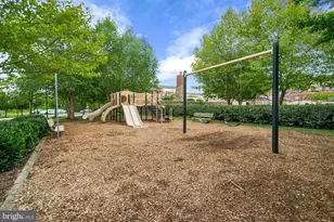 22664 Amberjack Square, Brambleton, VA 20148 - Photo 32