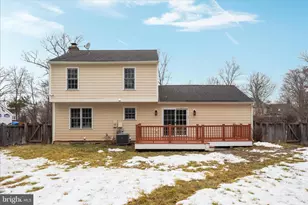 11815 Brockman Ln, Great Falls, VA 22066 - Photo 32