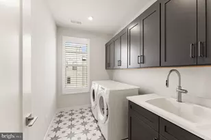 19899 Harrison Trace Terrace, Ashburn, VA 20147 - Photo 32