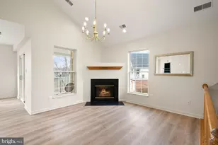 25240 Lake Shore Square, Chantilly, VA 20152 - Photo 10