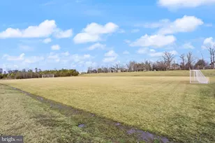 25240 Lake Shore Square, Chantilly, VA 20152 - Photo 42