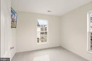 25240 Lake Shore Square, Chantilly, VA 20152 - Photo 22