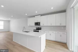 20869 Murry Fls Ter, Ashburn, VA 20147 - Photo 12