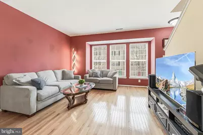 23097 Fontwell Square, Sterling, VA 20166 - Photo 16