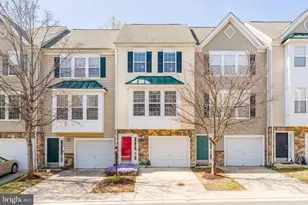 23097 Fontwell Square, Sterling, VA 20166 - Photo 1