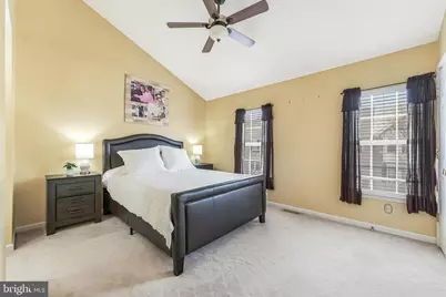 23097 Fontwell Square, Sterling, VA 20166 - Photo 22