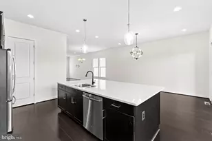 23104 Sullivans Cove Sq, Brambleton, VA 20148 - Photo 16