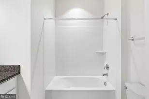 23104 Sullivans Cove Sq, Brambleton, VA 20148 - Photo 30