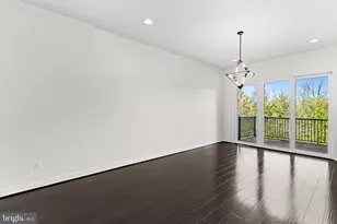 23104 Sullivans Cove Sq, Brambleton, VA 20148 - Photo 8