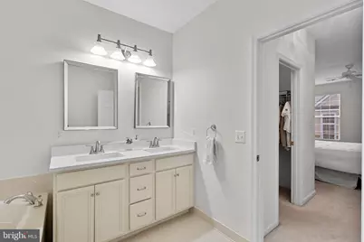 43890 Hickory Corner Terrace #111, Ashburn, VA 20147 - Photo 32