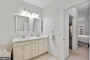 43890 Hickory Corner Terrace, Ashburn, VA 20147 - Photo 32