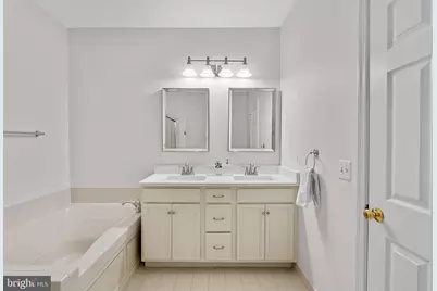 43890 Hickory Corner Terrace #111, Ashburn, VA 20147 - Photo 30