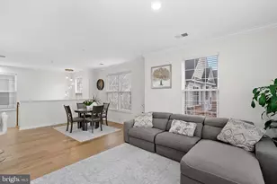 43890 Hickory Corner Terrace, Ashburn, VA 20147 - Photo 10