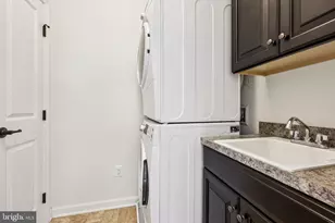 26052 Braided Mane Terrace, Aldie, VA 20105 - Photo 14