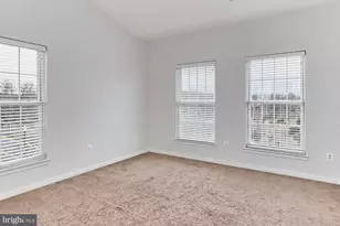 25121 Gunnery Square, Chantilly, VA 20152 - Photo 28