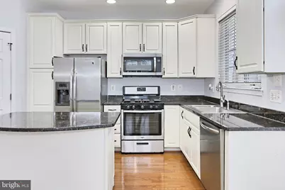 25121 Gunnery Square, Chantilly, VA 20152 - Photo 18