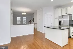 25121 Gunnery Square, Chantilly, VA 20152 - Photo 16