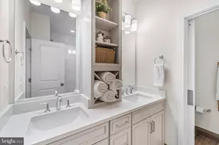 42240 Graves Mountain Ter, Chantilly, VA 20152 - Photo 32