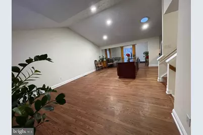 402 Kojun Court, Sterling, VA 20164 - Photo 18