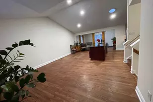 402 Kojun Ct, Sterling, VA 20164 - Photo 18