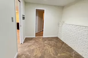 402 Kojun Ct, Sterling, VA 20164 - Photo 46