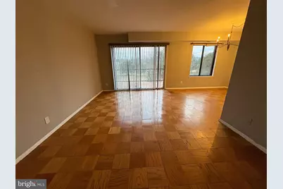 125 Clubhouse Drive SW #10, Leesburg, VA 20175 - Photo 6