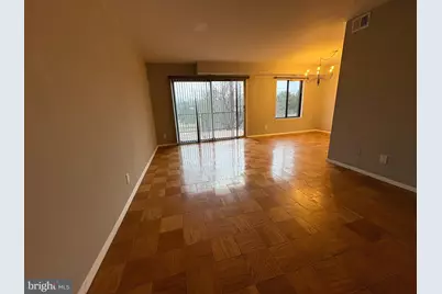 125 Clubhouse Drive SW #10, Leesburg, VA 20175 - Photo 8