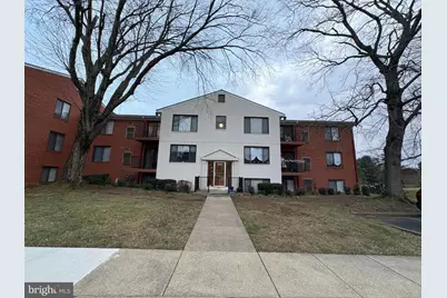 125 Clubhouse Drive SW #10, Leesburg, VA 20175 - Photo 2