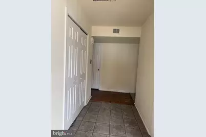 703 E Dickenson Court, Sterling, VA 20164 - Photo 14