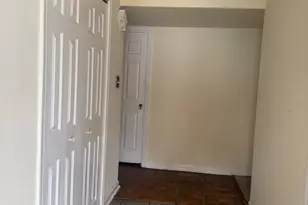 703 E Dickenson Ct, Sterling, VA 20164 - Photo 14