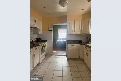 703 E Dickenson Court, Sterling, VA 20164 - Photo 12