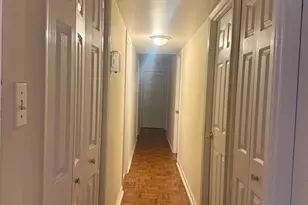 703 E Dickenson Ct, Sterling, VA 20164 - Photo 4