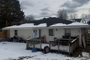 703 E Dickenson Ct, Sterling, VA 20164 - Photo 1