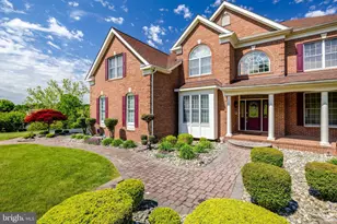 17485 White Gate Pl, Leesburg, VA 20175 - Photo 10