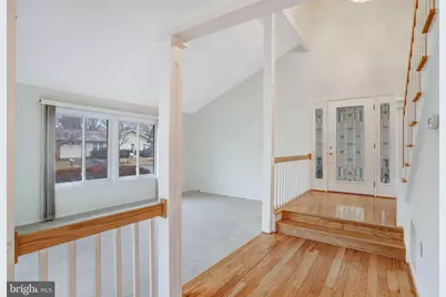 9 Wrightwood Place, Sterling, VA 20164 - Photo 4